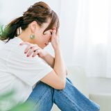 うつ病が治らないと感じる方へ。5年・10年以上と長期化する7つの原因と回復へのステップ