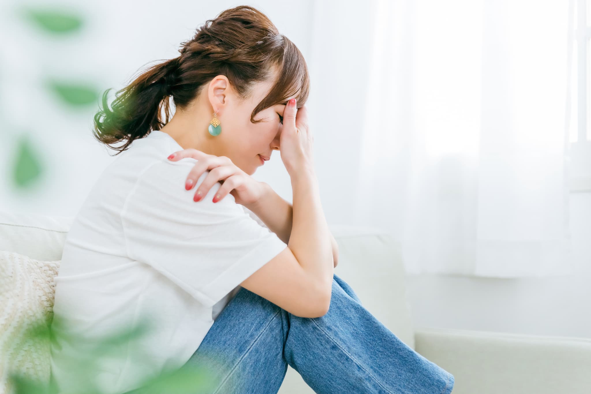 うつ病で歯がボロボロになる理由とは？治療費の比較とお金がない時の対処法を徹底解説