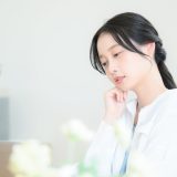 全身性エリテマトーデス（SLE）の初期症状とは？気づきのサインと早期受診の重要性を徹底解説