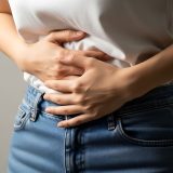 生理痛がひどい・つらいあなたへ。痛みの原因と今すぐできる対処法と病院に行くべき危険なサイン