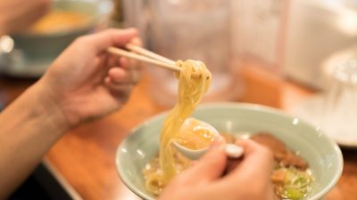 高血圧で食べてはいけないもの5選！血圧を下げる食事のコツと「隠れ塩分」の正体