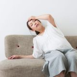 メニエール病で「食べてはいけないもの」はある？食事療法の正解と発作を防ぐ生活習慣