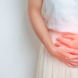 生理不順で病院へ行く目安は？何日遅れたら受診すべきか、年齢別の判断基準と知っておくべきこと