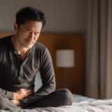 潰瘍性大腸炎の悪化サインを見逃さない！具体的な症状・受診目安・再燃の予防策