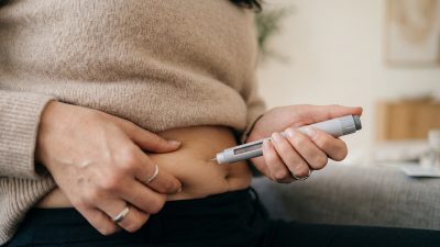 ゼップバウンドとマンジャロの決定的な違いを徹底解説！成分・効果・費用で比較
